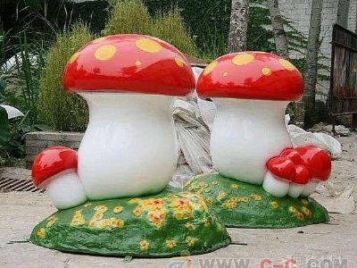 点击查看详细信息<br>标题：玻璃钢雕塑 阅读次数：2007
